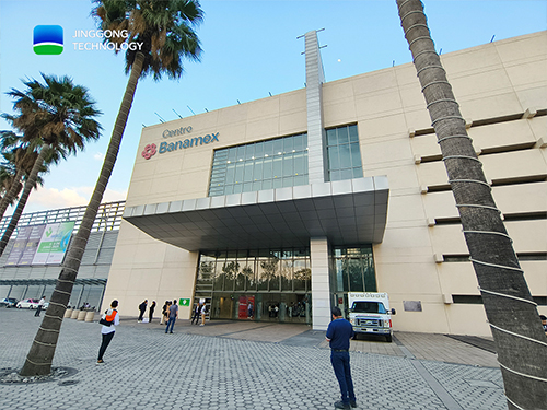 跨越重洋拓新局！精工智能建机携核心装备亮相墨西哥聚氨酯展