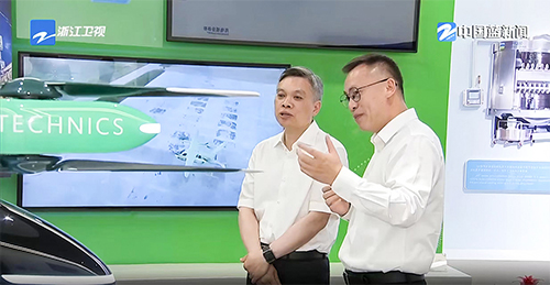 刘捷省长调研精工科技