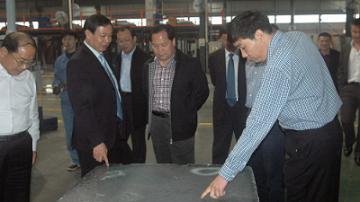 乌兰察布市委书记王学丰一行考察精功科技