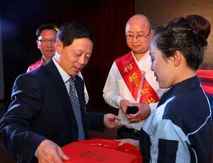 精功科技茅国建荣获区&ldquo;十大杰出工匠&rdquo;