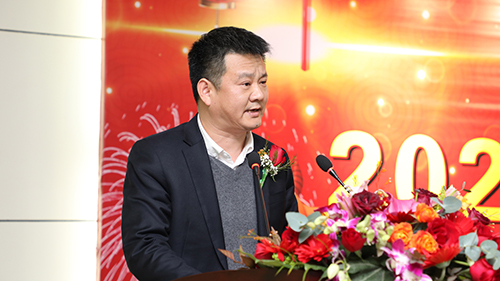 11、产业带头人夏荣祥发言.jpg