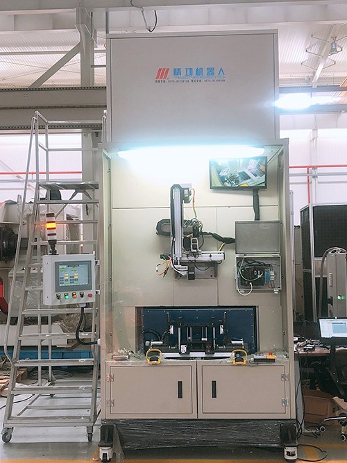 新产品：五轴高功率激光焊接数控机床.jpg