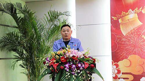 9、先进代表常波发言.JPG