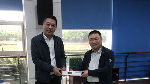 销售3强颁奖-1.jpg